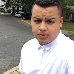 Meet your Posher, Roberto